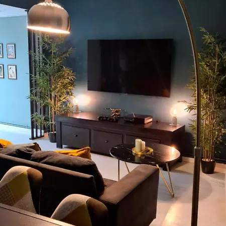 The House * Zaragoza