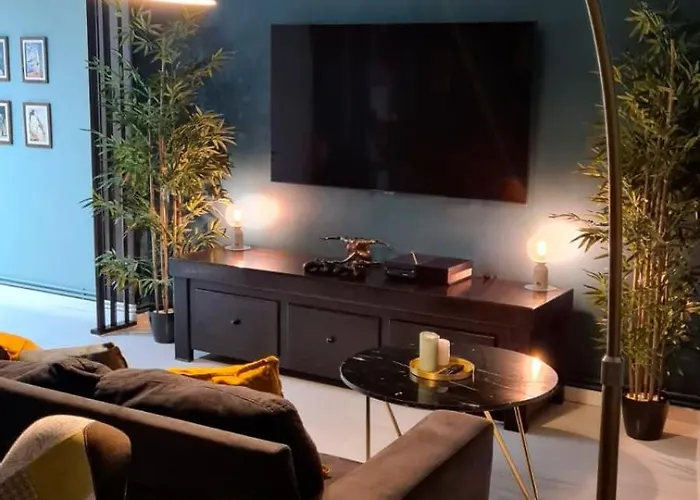 The House * Saragossa